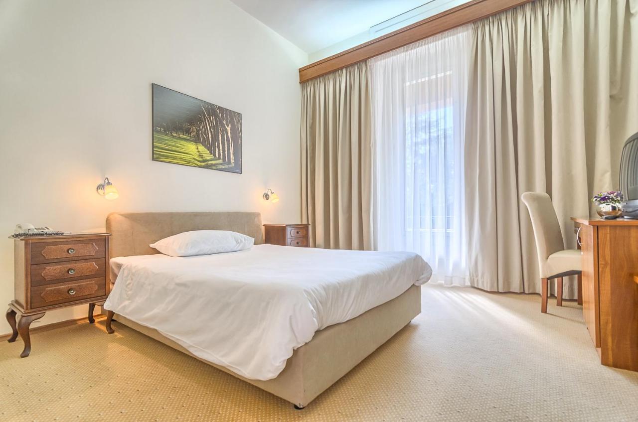 Brijuni Hotel Neptun Zimmer foto